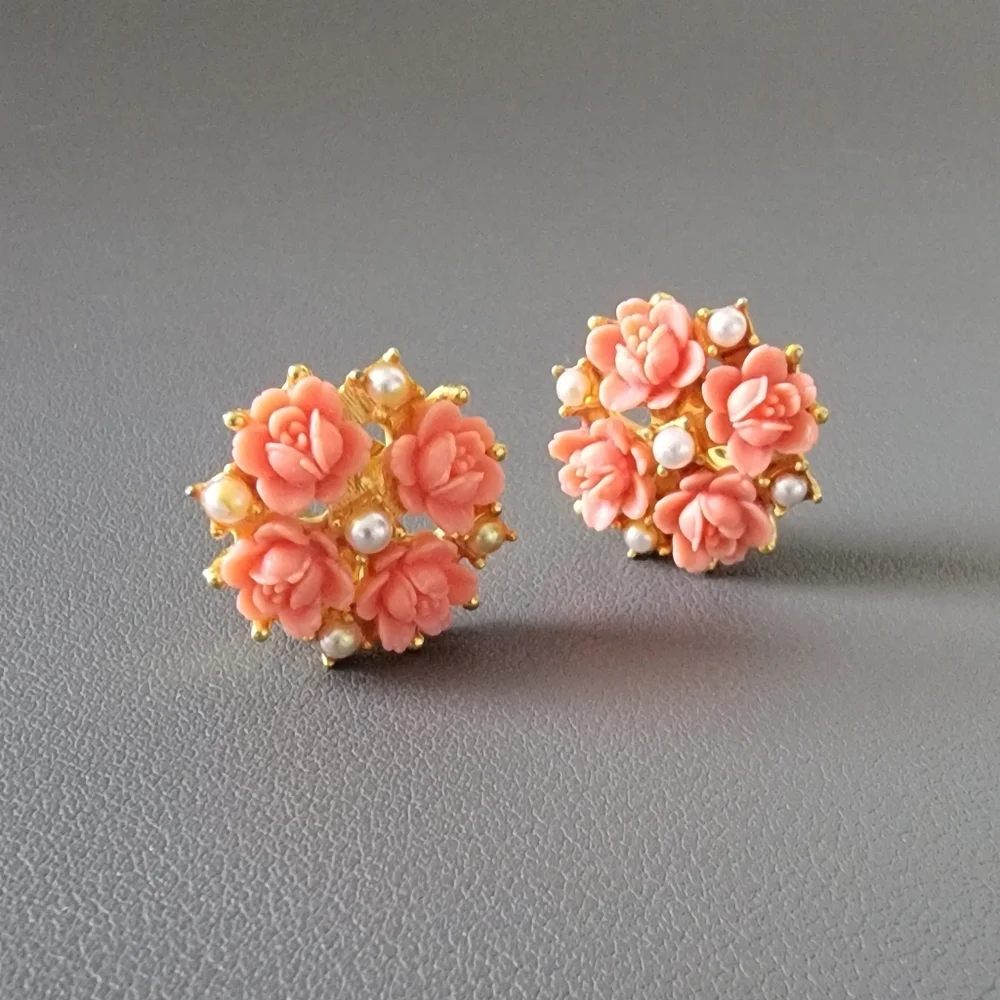 Vintage peach floral and pearl earrings